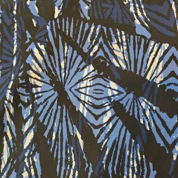 BCBG MaxAria size L - Picture 6 of 10